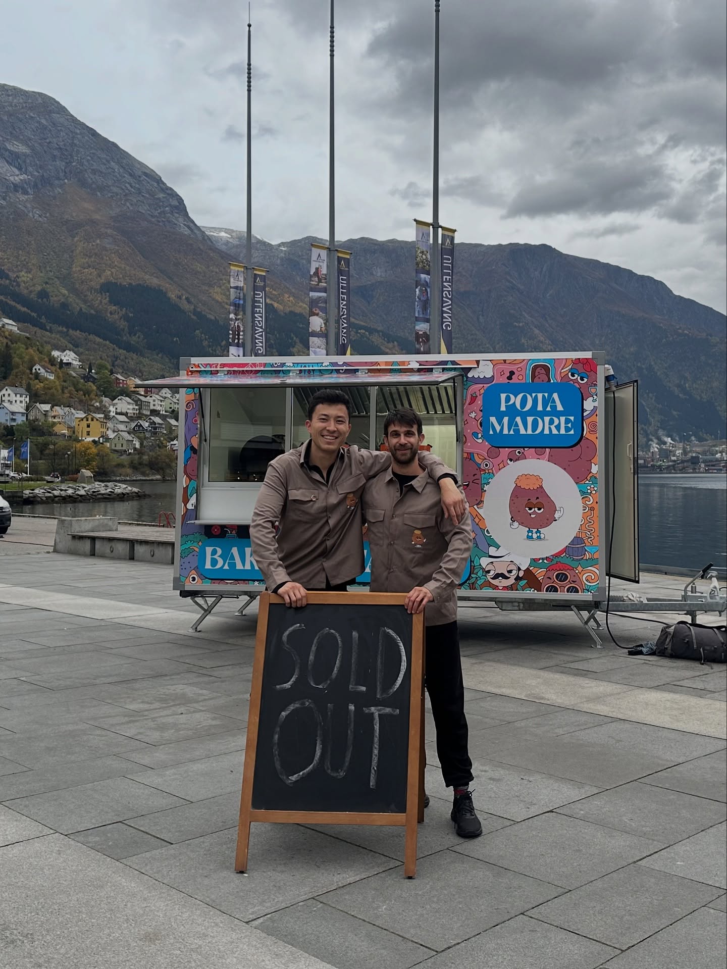 Pota Madre matbil ved fjorden i Odda – SOLD OUT